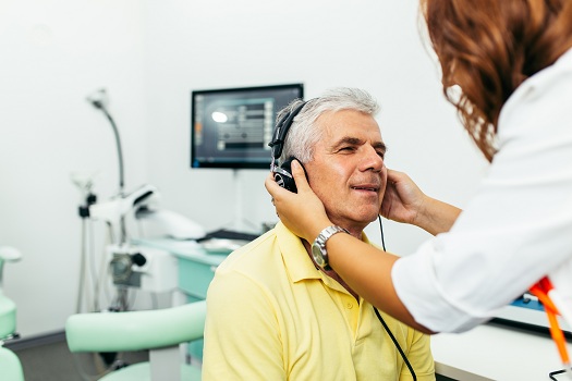 Tips to Manage Hearing Loss in Dallas, TX
